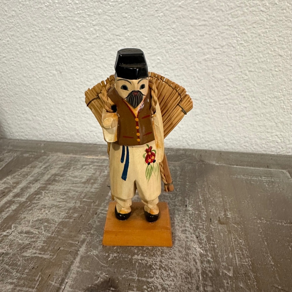 Vintage Hand Carved‎ Wooden Japanese Figurine Folk Art Farmer Basket Rustic
